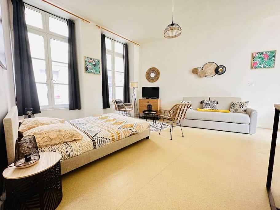 Appartement Confortable Laon Bagian luar foto